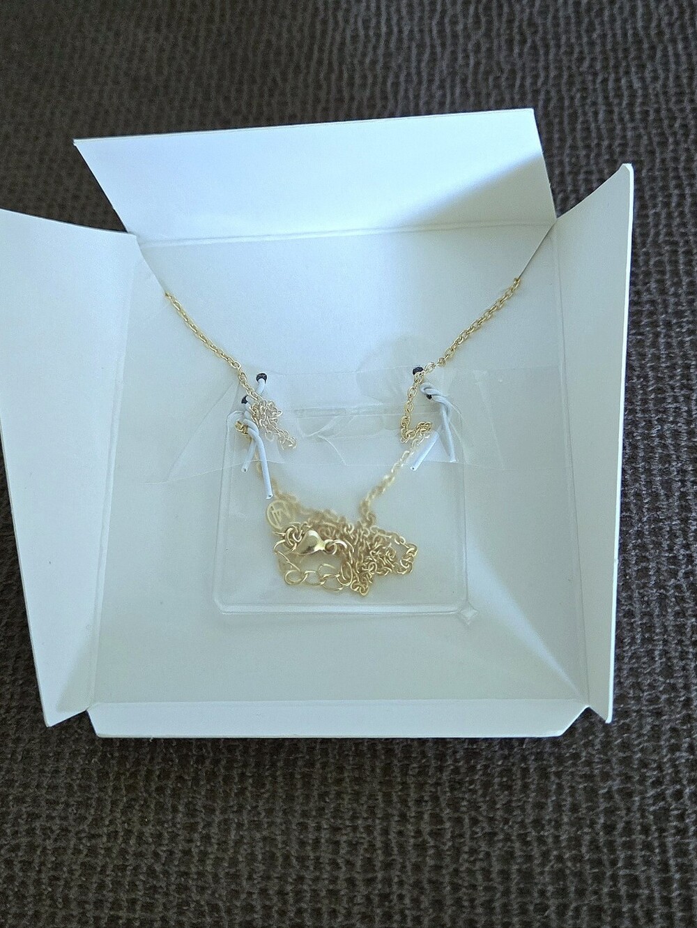 La Meno Stationary Druzy Flower🌸 Pendant Necklace - NIB - Picture 8 of 15